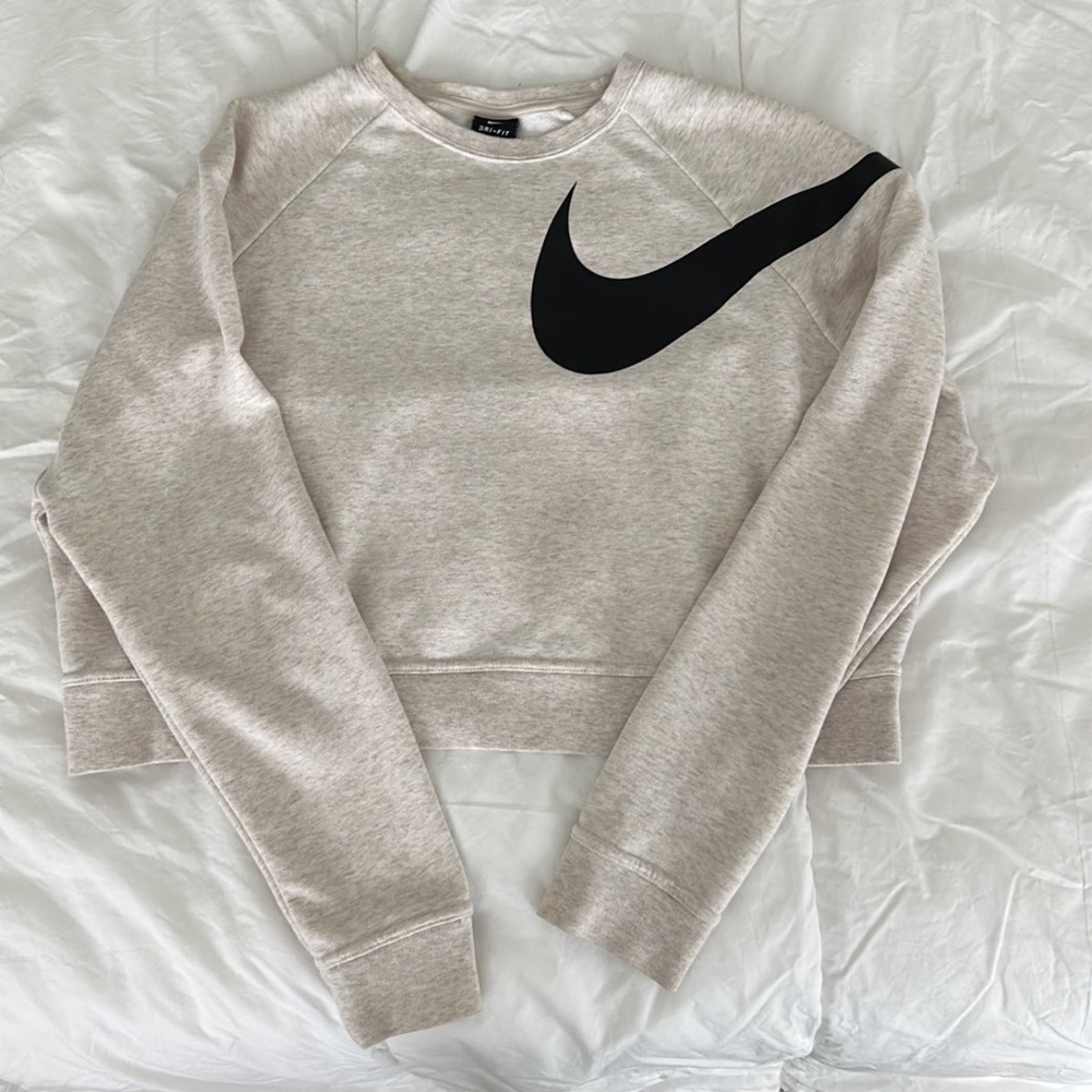Nike cropped crewneck sweatshirt